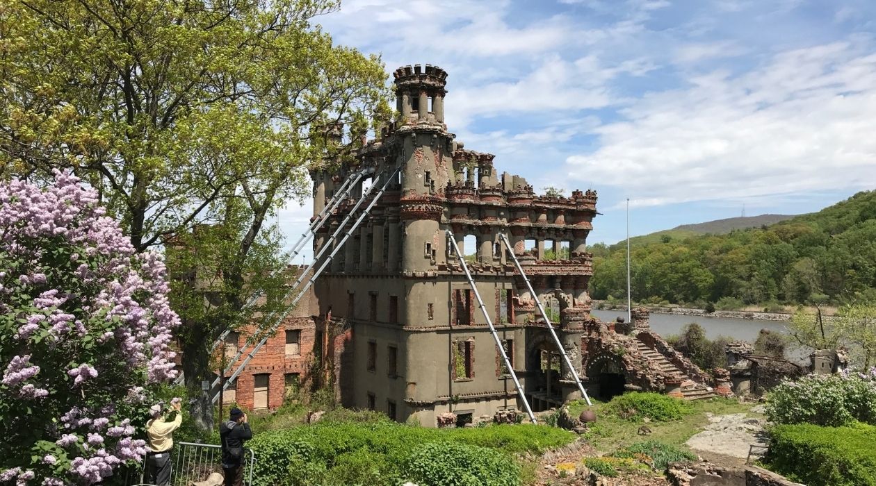 Bannerman Island and Castle Tours Spring